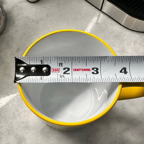 M&M's Yellow Coffee Tea 16 Oz Mug- "Inside Everyone There's A Little Nut" NWOT - Picture 4 of 9